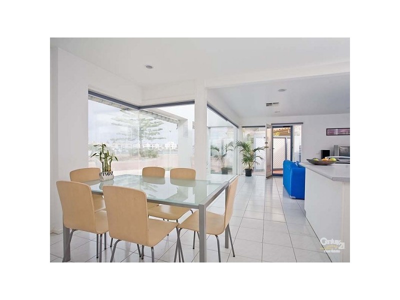 31 Australia Two Avenue, North Haven SA 5018