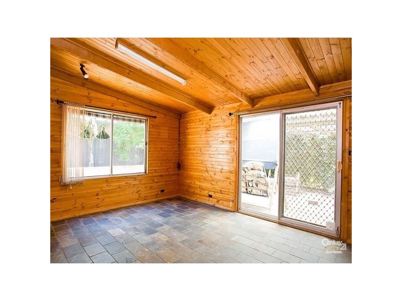 23 Claughton Rd, Largs Bay SA 5016