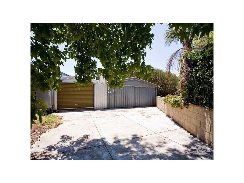 23 Claughton Rd, Largs Bay SA 5016