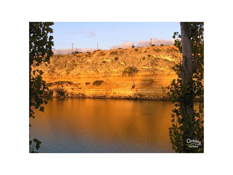 30 Page Drive, Blanchetown SA 5357