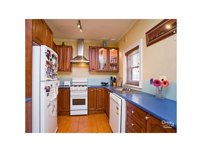 30 Wells Street, Birkenhead SA 5015