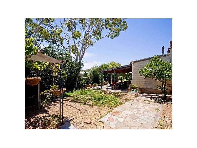 11 Yeo St, Semaphore SA 5019