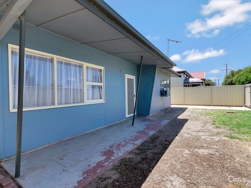 277 Semaphore Road, Birkenhead SA 5015