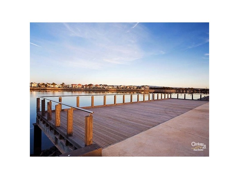 8 Parri Crescent NEWPORT, Port Adelaide SA 5015