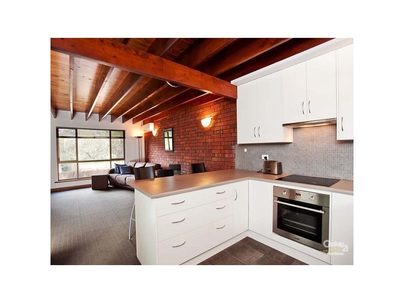 21 Brebner Drive, West Lakes SA 5021