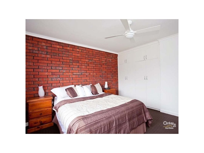 21 Brebner Drive, West Lakes SA 5021