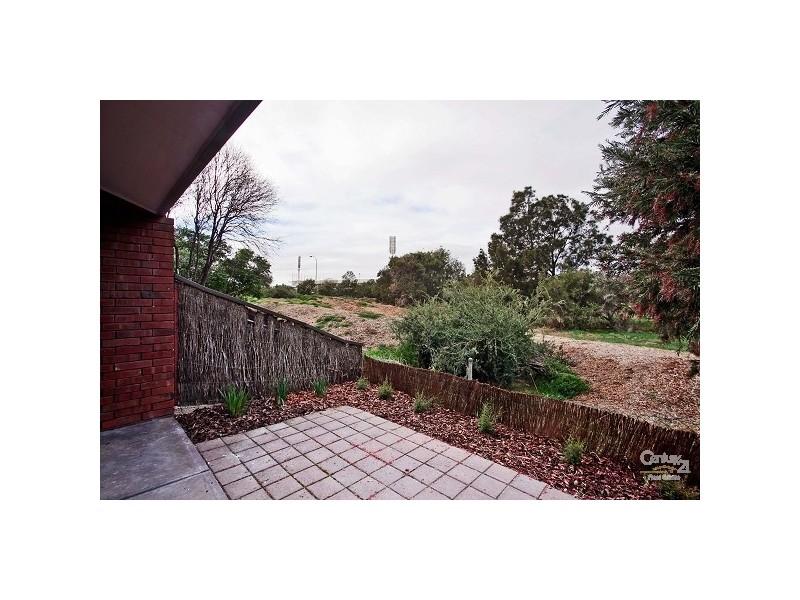 21 Brebner Drive, West Lakes SA 5021