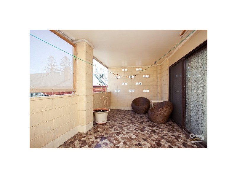 1/126 Esplanade, Largs Bay SA 5016