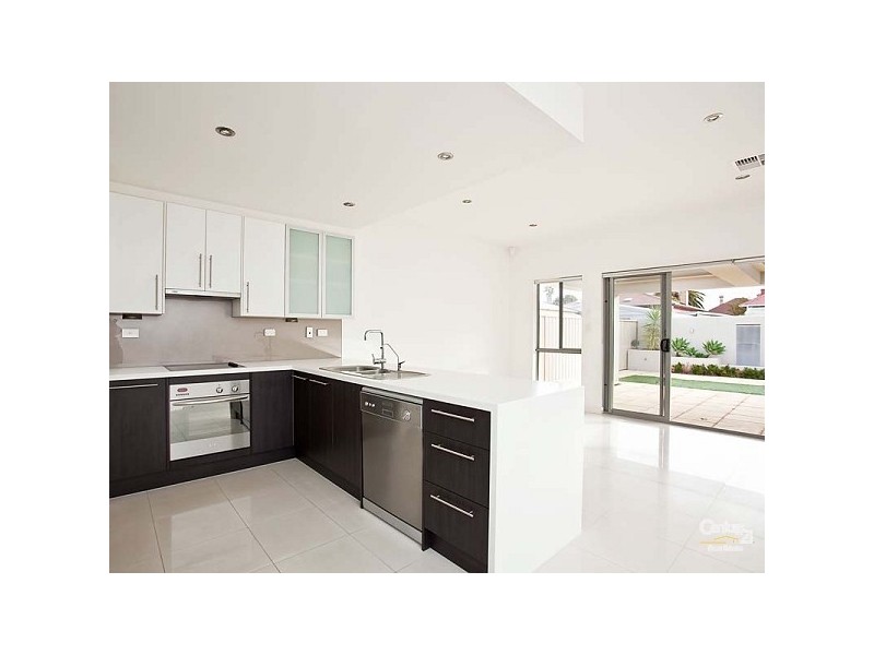 15 Sanderson Street, Peterhead SA 5016