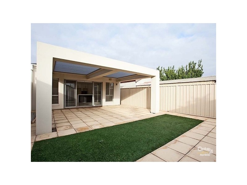 15 Sanderson Street, Peterhead SA 5016