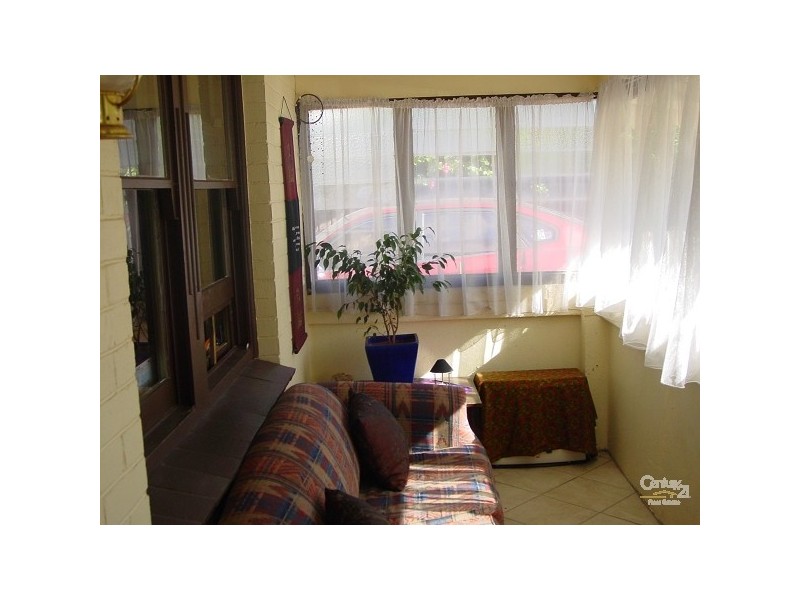 4 Walker Street, Birkenhead SA 5015