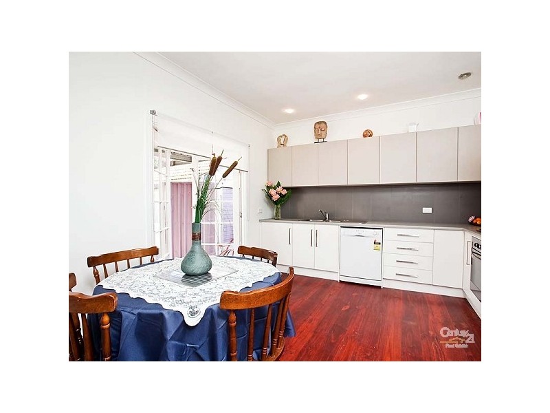 17 Nyora Crescent, Taperoo SA 5017