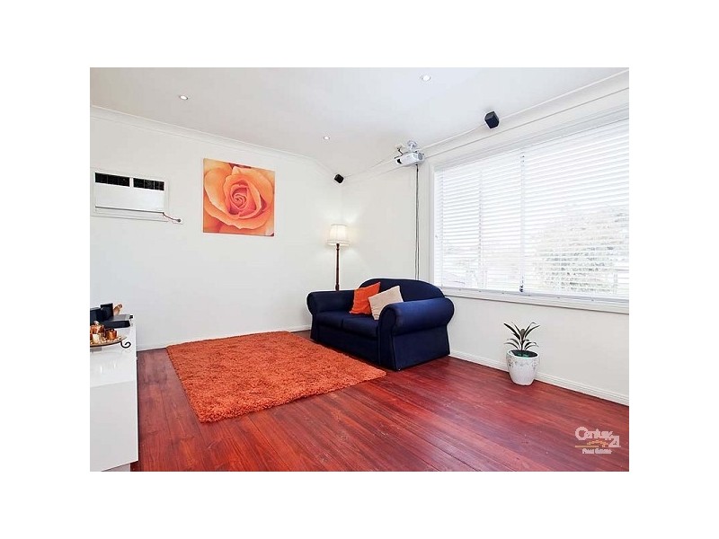 17 Nyora Crescent, Taperoo SA 5017
