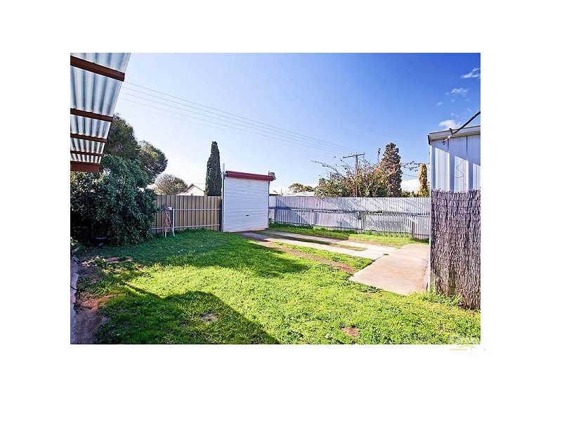 18 Echunga Street, Taperoo SA 5017