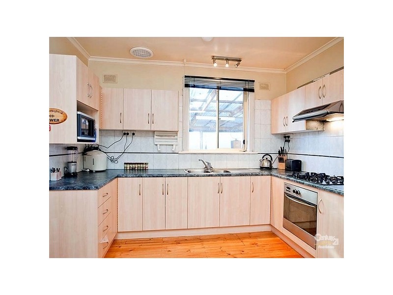 18 Echunga Street, Taperoo SA 5017