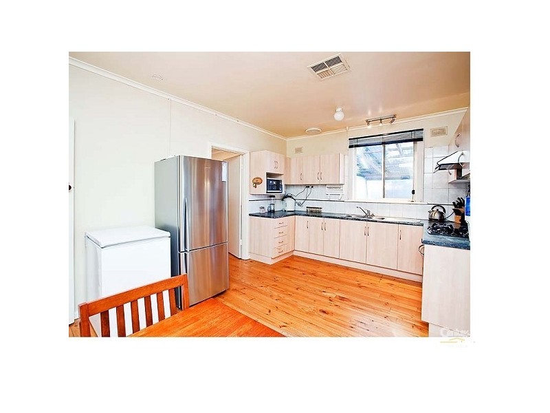18 Echunga Street, Taperoo SA 5017