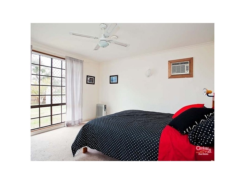85 Strathfield Terrace, Taperoo SA 5017