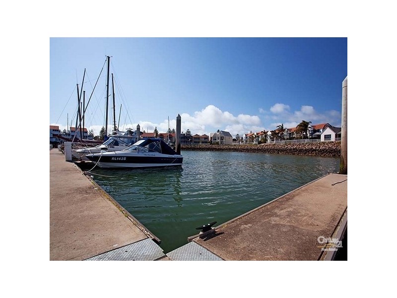 U75/7 Arcadia Court, North Haven SA 5018