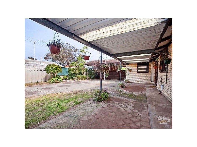 1 Burnett Crescent, Semaphore Park SA 5019