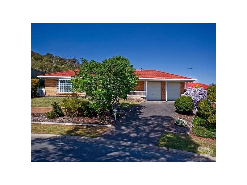 8 Jenolan Crescent, Hillbank SA 5112