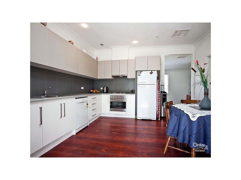 17 Nyora Crescent, Taperoo SA 5017