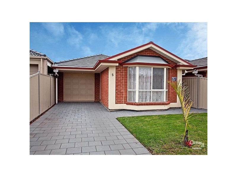 5 Ernest Street, Taperoo SA 5017
