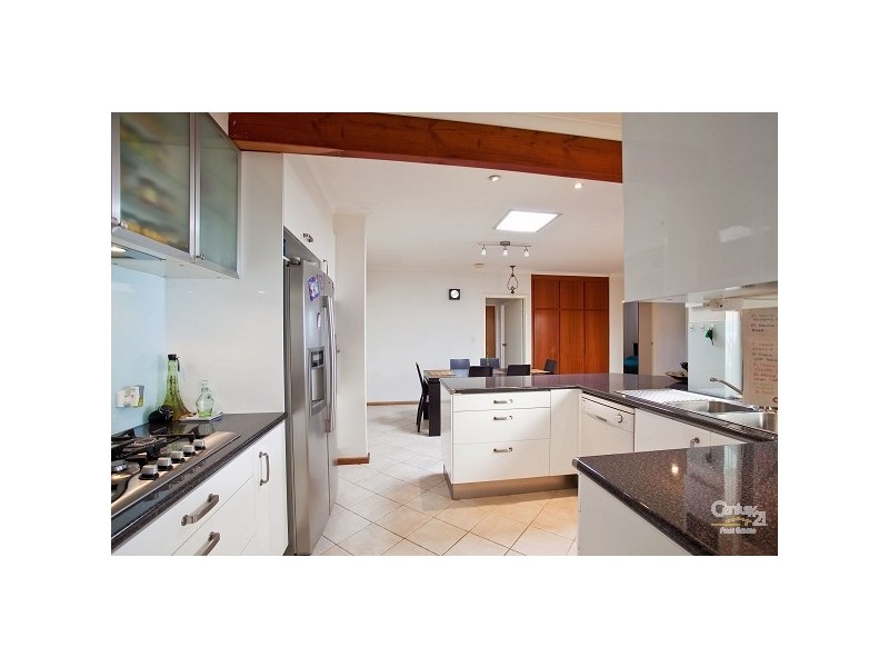 10 Fotheringham Road, North Haven SA 5018