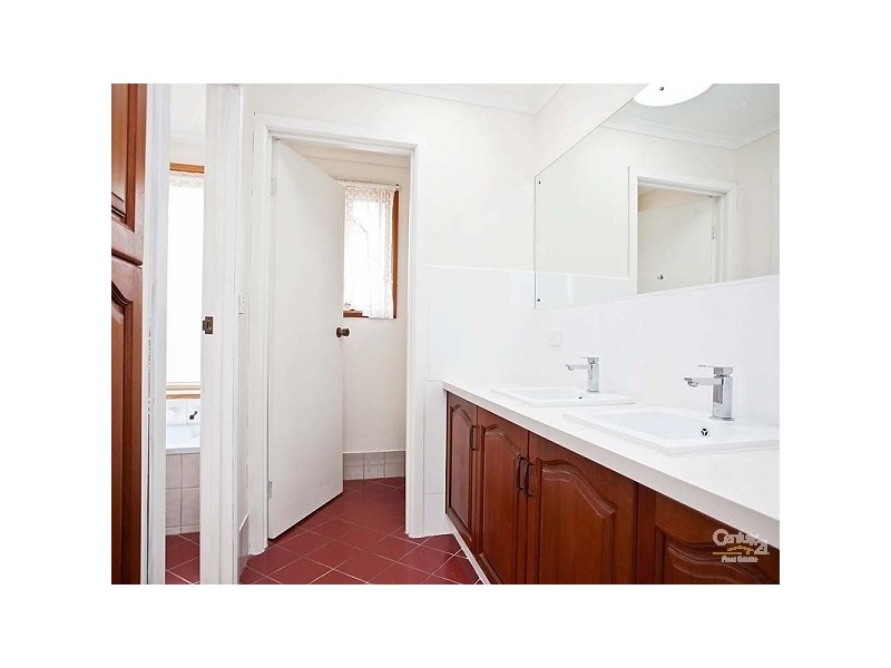 5 Yelta Court, North Haven SA 5018