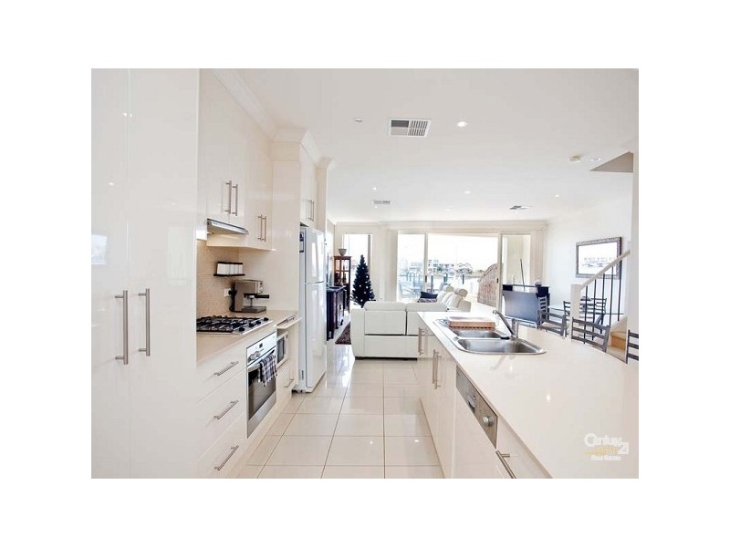 56 Liberty Avenue, North Haven SA 5018