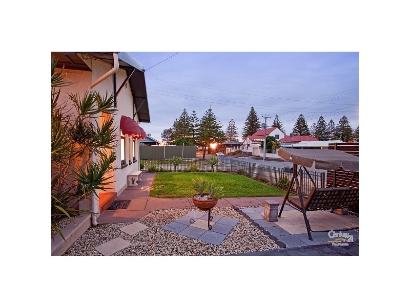 6 Moldavia Walk, Taperoo SA 5017