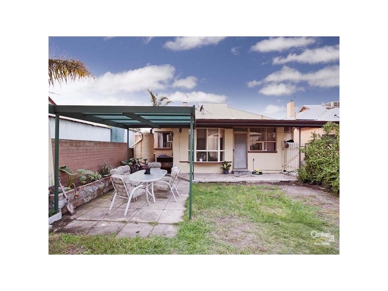 17 William Street, Semaphore South SA 5019