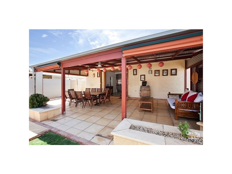 8 Claughton Road, Largs Bay SA 5016