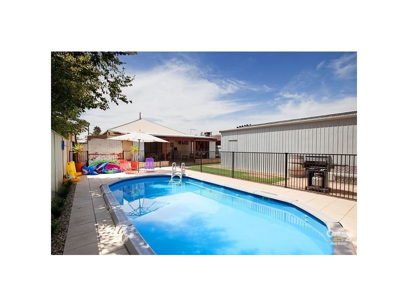 8 Claughton Road, Largs Bay SA 5016
