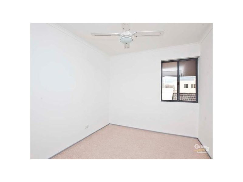 112 Gulf Point Drive, North Haven SA 5018