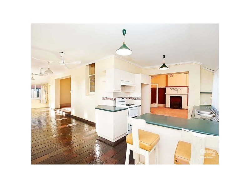 126 Esplanade, Semaphore SA 5019