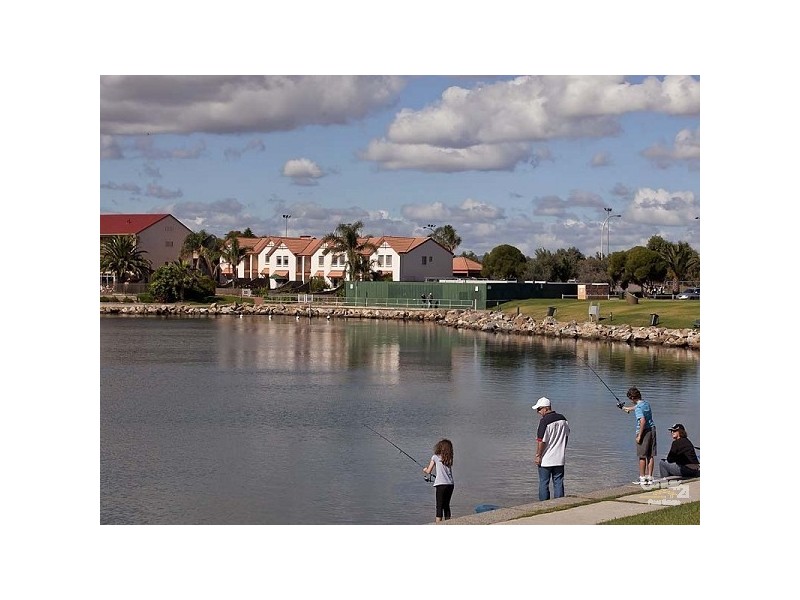 11/242 Trimmer Parade, West Lakes SA 5021