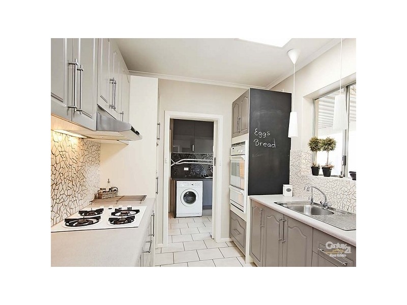 24 Westralia Avenue, Taperoo SA 5017