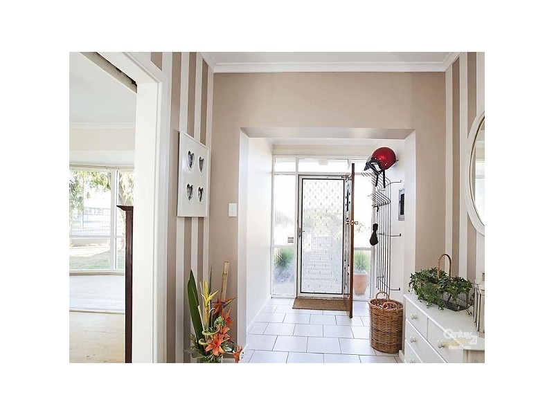 24 Westralia Avenue, Taperoo SA 5017