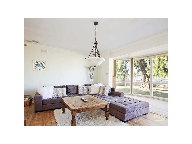 24 Westralia Avenue, Taperoo SA 5017