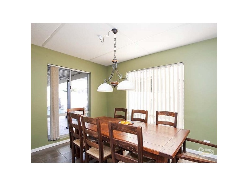 24 Westralia Avenue, Taperoo SA 5017