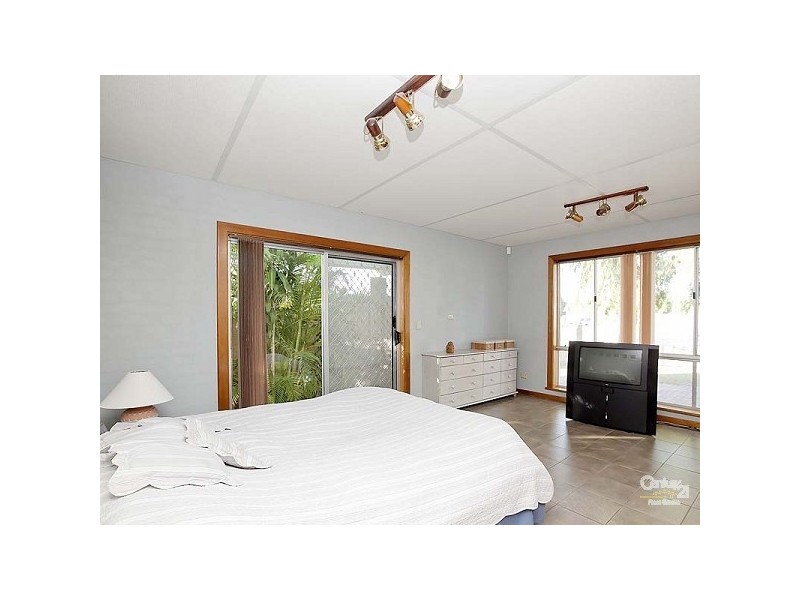 24 Westralia Avenue, Taperoo SA 5017