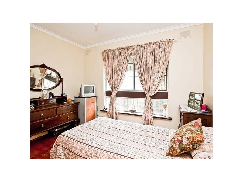 4 Gordon Street, Semaphore Park SA 5019