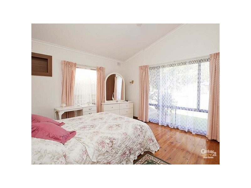 6 Malwa Street, Osborne SA 5017