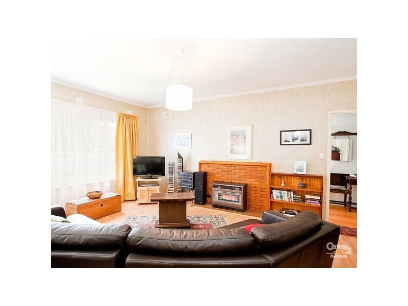 11 Knightsbridge Avenue, Valley View SA 5093