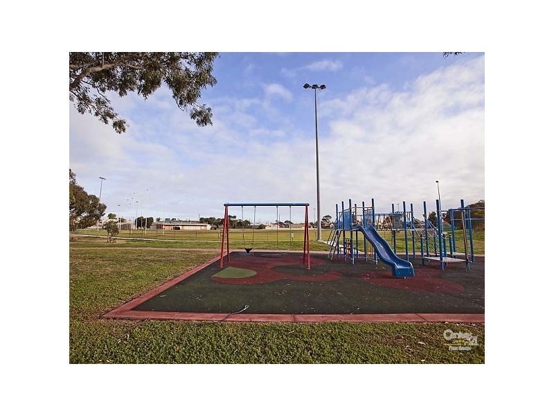 27 Parr Street, Largs Bay SA 5016