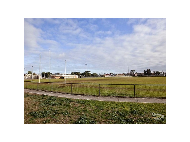 27 Parr Street, Largs Bay SA 5016