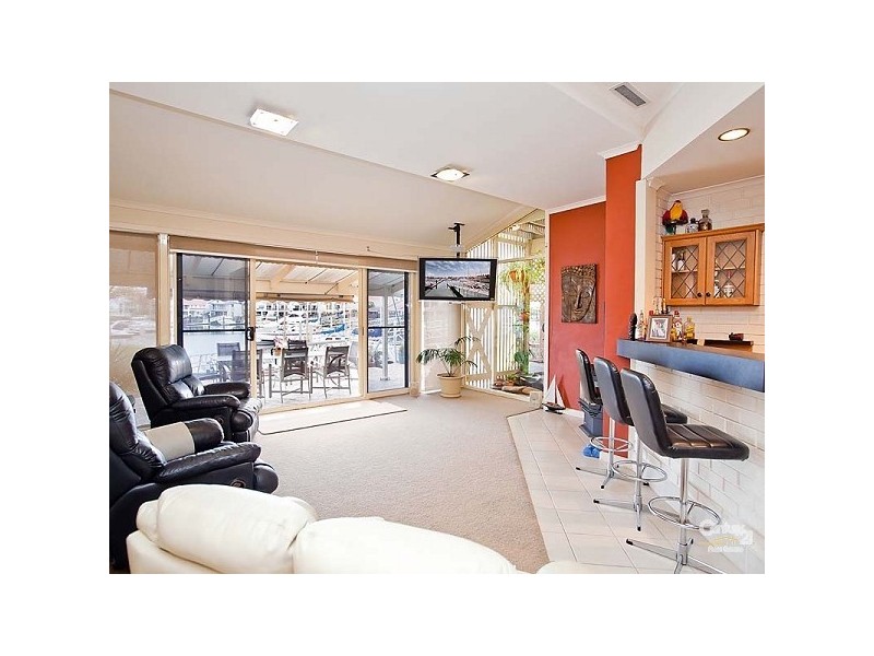 16 Liberty Avenue, North Haven SA 5018
