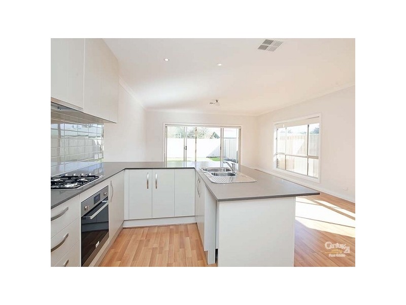 10 Swansea Street, Largs North SA 5016