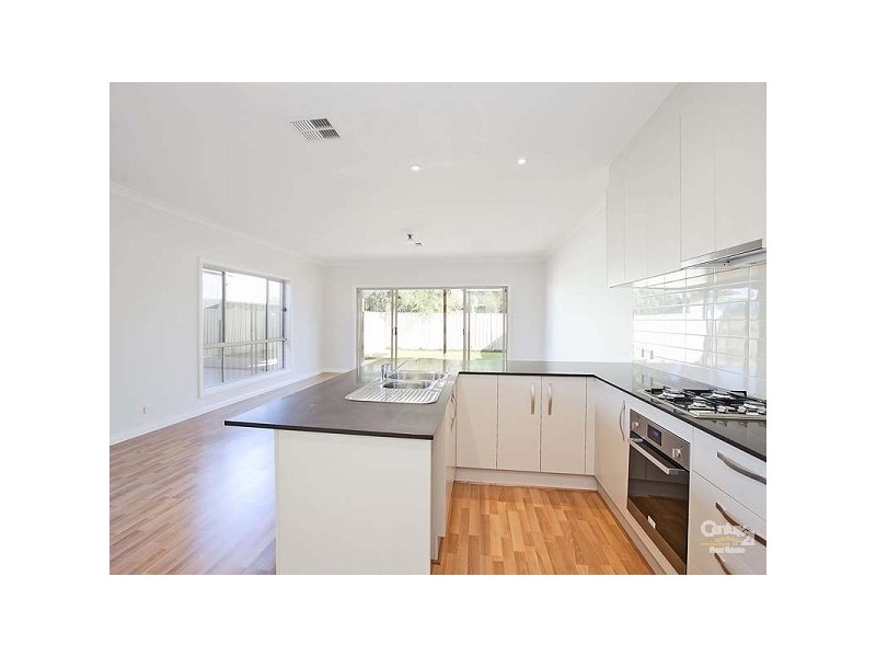 10 Swansea Street, Largs North SA 5016