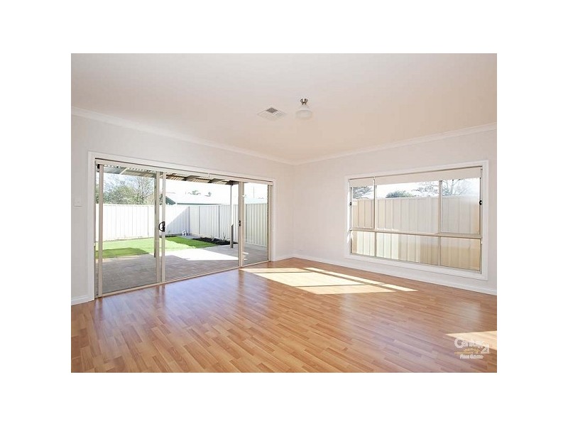 10 Swansea Street, Largs North SA 5016